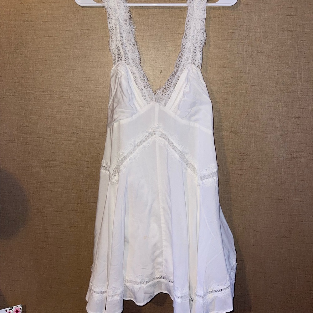 White flowy mini dress!